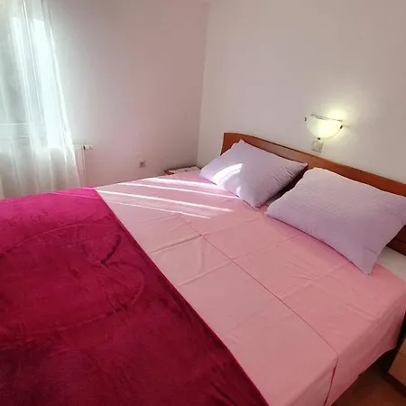 Apartment Nevenka Krk Town Exterior photo