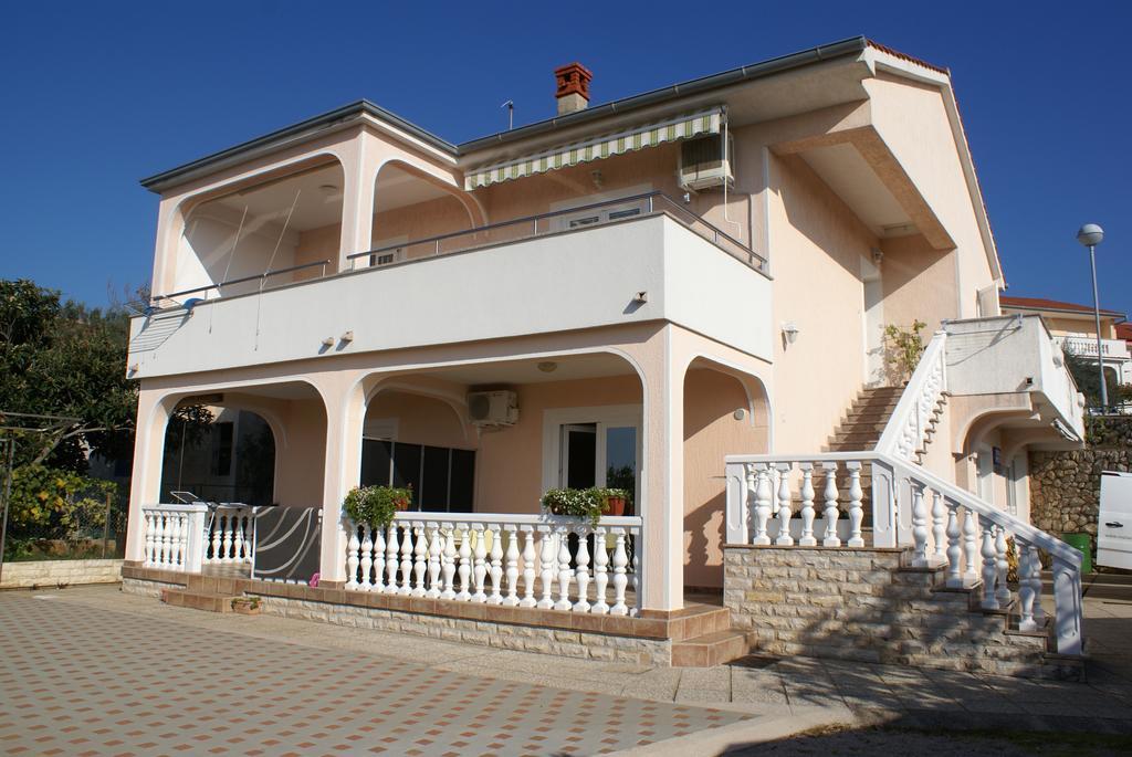 Nevenka * Krk Town